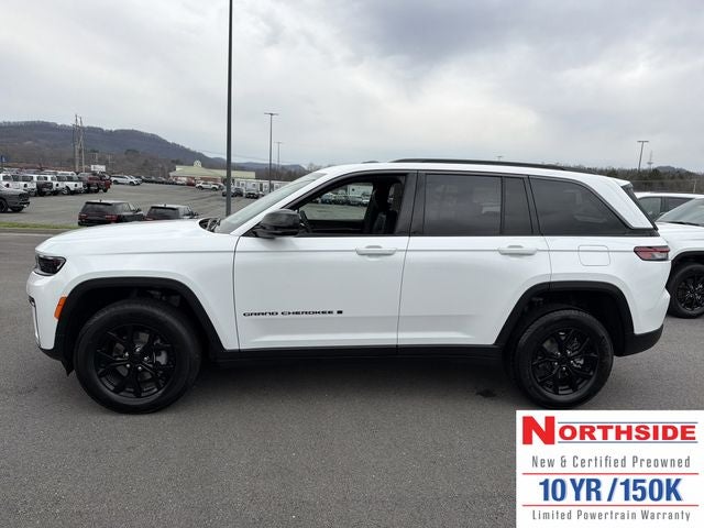 2026 Jeep Grand Cherokee Laredo
