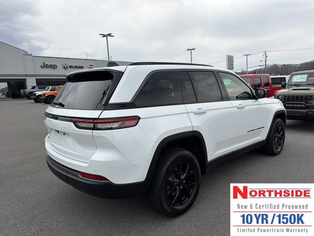 2026 Jeep Grand Cherokee Laredo