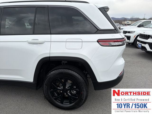 2026 Jeep Grand Cherokee Laredo