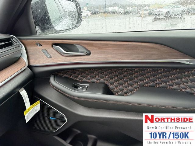 2025 Jeep Grand Cherokee GRAND CHEROKEE SUMMIT 4X4