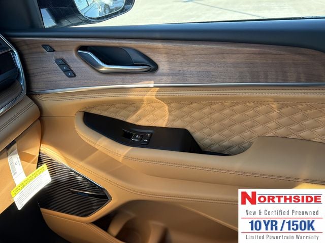 2025 Jeep Grand Cherokee GRAND CHEROKEE SUMMIT RESERVE 4X4