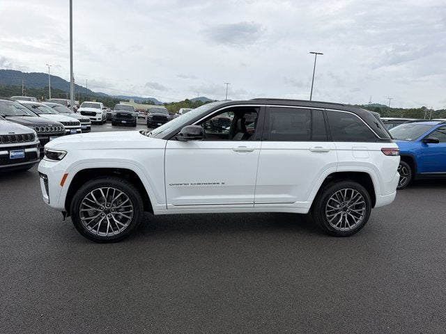 2027 Jeep Grand Cherokee Summit