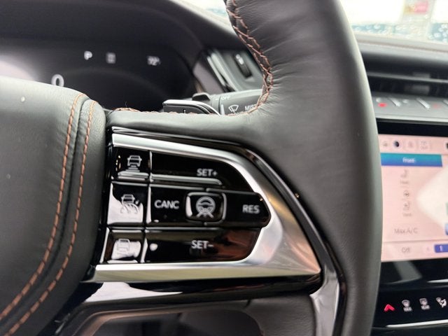 2027 Jeep Grand Cherokee Summit