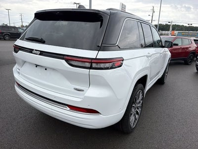 2027 Jeep Grand Cherokee Summit