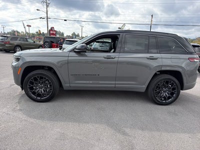 2027 Jeep Grand Cherokee Summit
