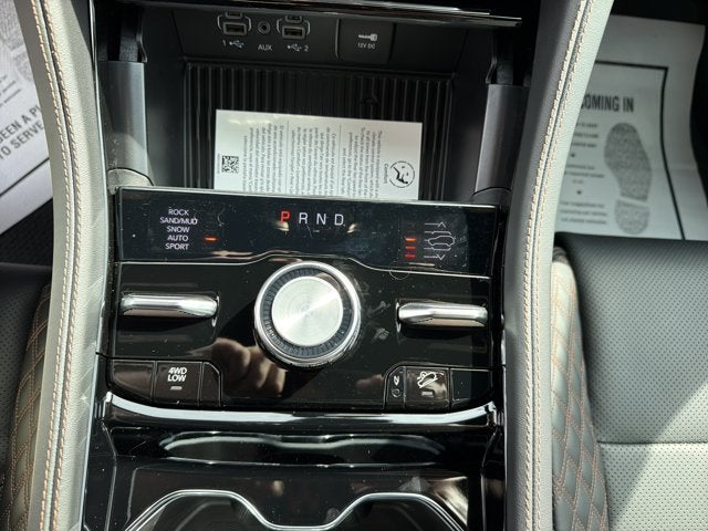 2027 Jeep Grand Cherokee Summit