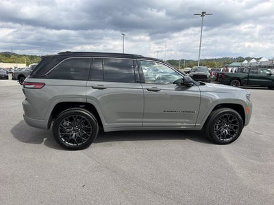 2027 Jeep Grand Cherokee Summit