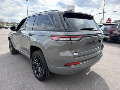 2027 Jeep Grand Cherokee Summit