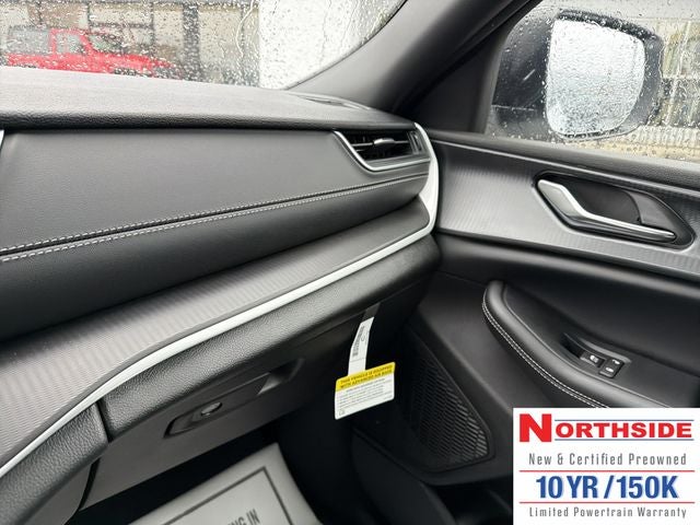 2025 Jeep Grand Cherokee L GRAND CHEROKEE L LAREDO 4X4