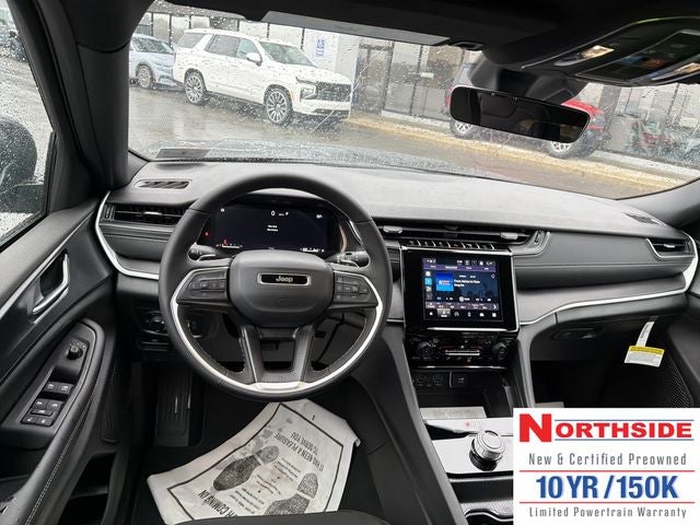 2025 Jeep Grand Cherokee L GRAND CHEROKEE L LAREDO 4X4