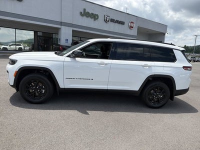 2026 Jeep Grand Cherokee L Laredo Altitude