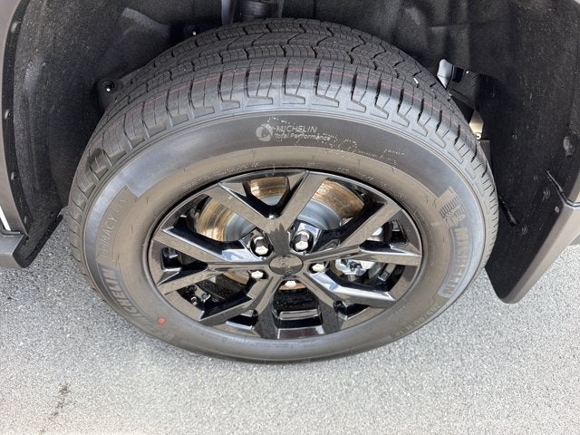 2026 Jeep Grand Cherokee L Laredo Altitude