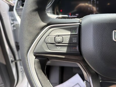 2026 Jeep Grand Cherokee L Laredo Altitude