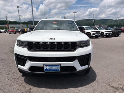 2026 Jeep Grand Cherokee L Laredo Altitude