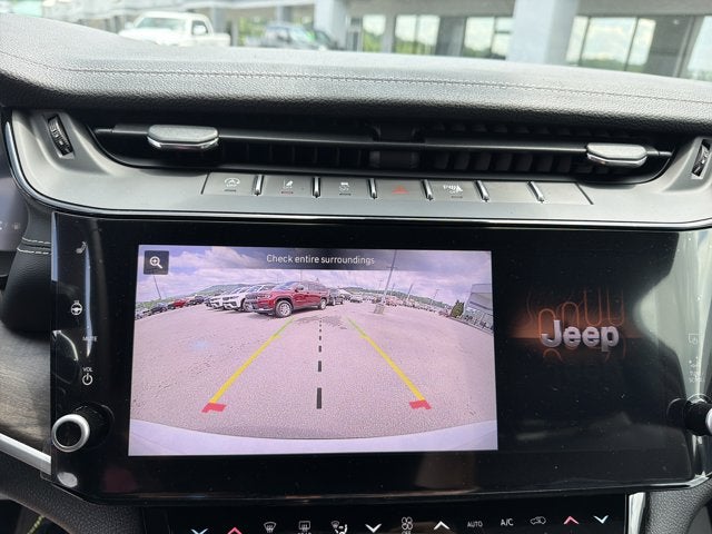 2026 Jeep Grand Cherokee L Laredo Altitude