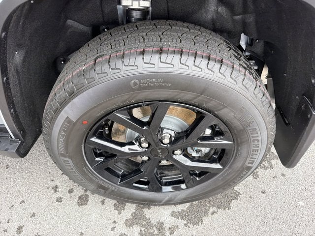 2026 Jeep Grand Cherokee L Laredo Altitude