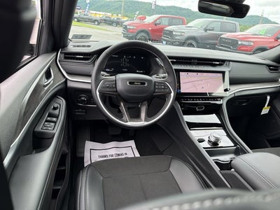 2026 Jeep Grand Cherokee L Laredo Altitude