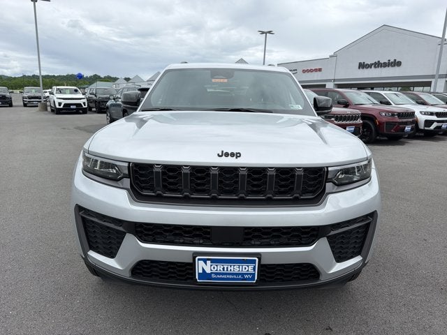 2026 Jeep Grand Cherokee L Laredo Altitude