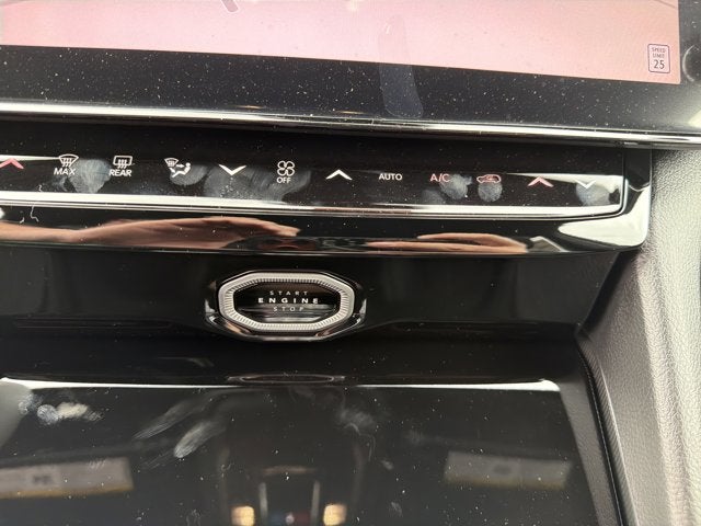 2026 Jeep Grand Cherokee L Laredo Altitude