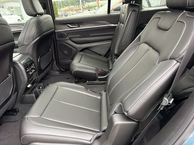 2027 Jeep Grand Cherokee L Limited