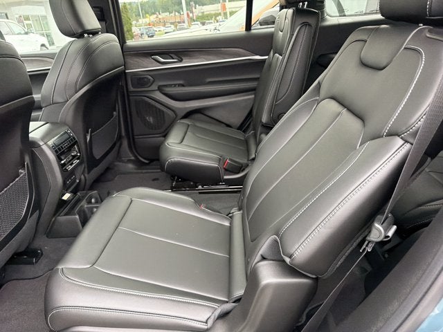 2027 Jeep Grand Cherokee L Limited