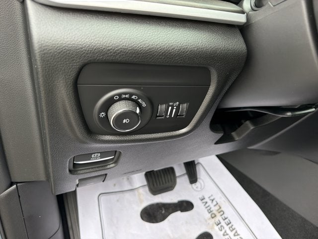 2027 Jeep Grand Cherokee L Limited