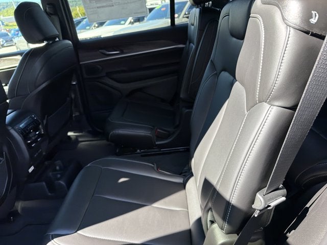 2027 Jeep Grand Cherokee L Limited