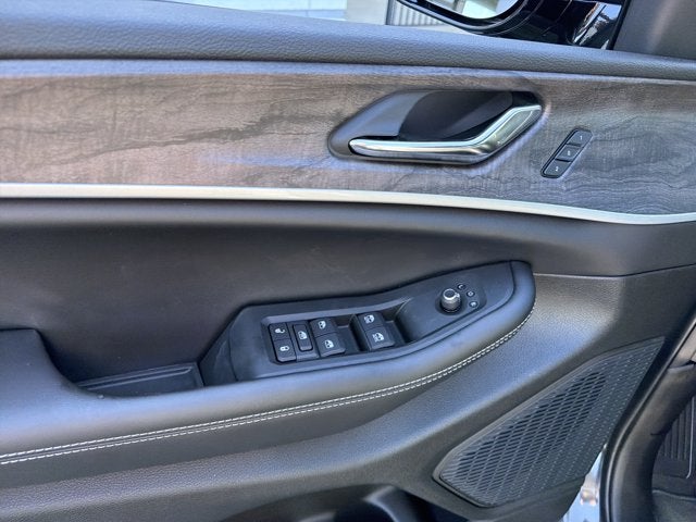 2027 Jeep Grand Cherokee L Limited