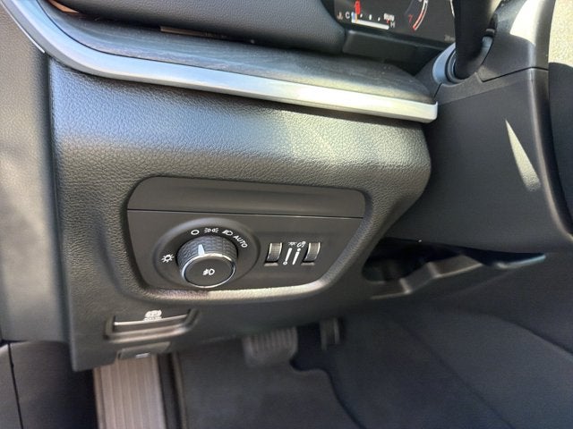2027 Jeep Grand Cherokee L Limited