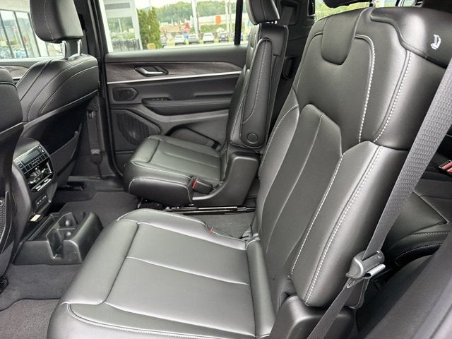 2027 Jeep Grand Cherokee L Limited