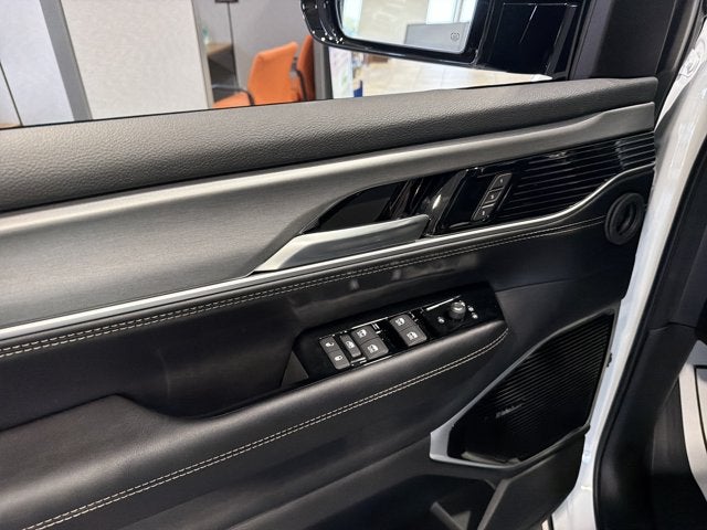 2026 Jeep Grand Wagoneer L Limited Reserve