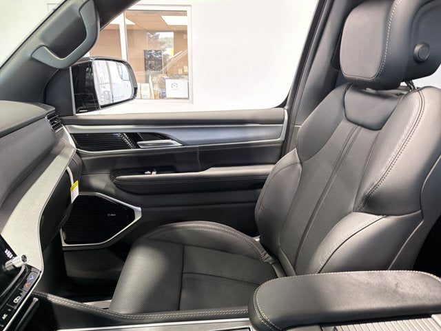 2026 Jeep Grand Wagoneer L Limited Reserve