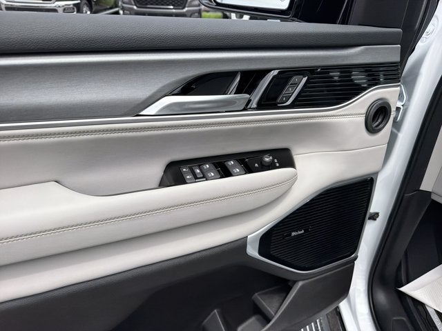 2026 Jeep Grand Wagoneer L Limited Reserve