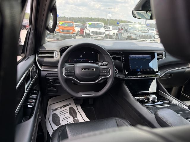 2024 Jeep Wagoneer Base