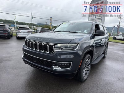 2023 Jeep Wagoneer Base
