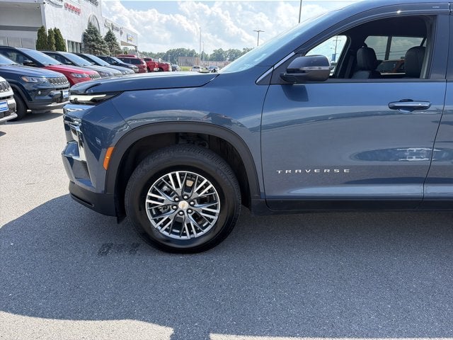 2026 Chevrolet Traverse AWD LT