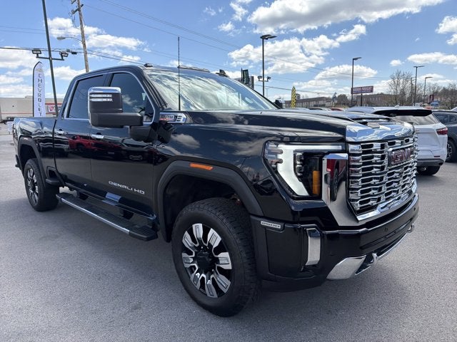 2026 GMC Sierra 2500HD Denali