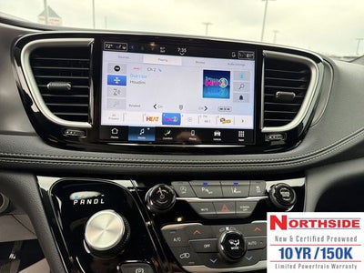 2026 Chrysler Pacifica Select