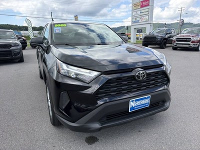 2025 Toyota RAV4 LE