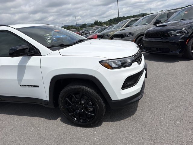 2026 Jeep Compass Latitude Altitude