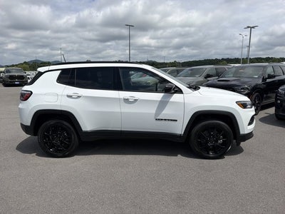 2026 Jeep Compass Latitude Altitude