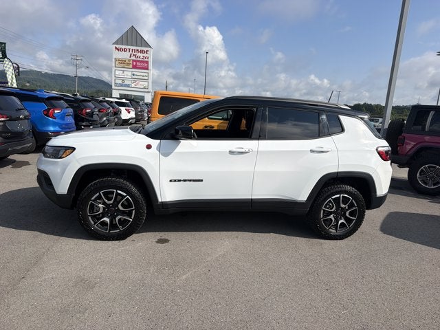 2025 Jeep Compass Trailhawk