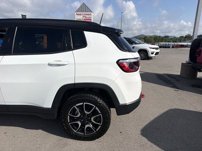 2025 Jeep Compass Trailhawk