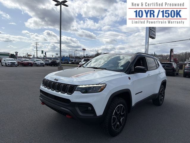 2025 Jeep Compass Trailhawk