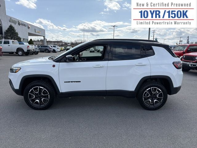 2025 Jeep Compass Trailhawk