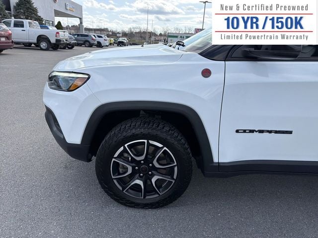 2025 Jeep Compass Trailhawk