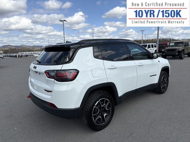 2025 Jeep Compass Trailhawk