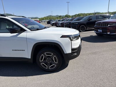 2026 Jeep Cherokee Laredo