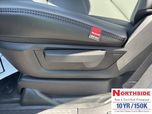 2026 RAM 3500 RAM 3500 TRADESMAN CREW CAB 4X4 8' BOX