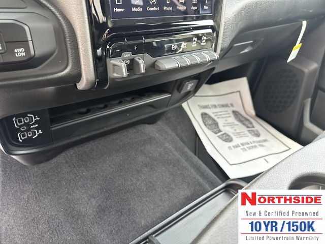 2026 RAM 2500 RAM 2500 TRADESMAN CREW CAB 4X4 6'4' BOX